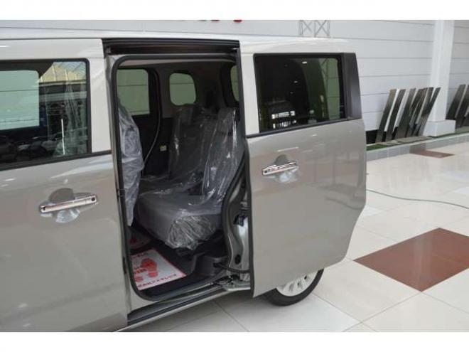 ワゴンRスマイルハイブリッド X 4WD　クリームコーデセーフティサポートスズキコネクト対応9インチ全方位ナビLEDハイブリット4WDセーフティサポート搭載アイドリングストップハイビームアシストLEDライト両側オートスライドドアパーキングセンサー 登録済未使用車 660