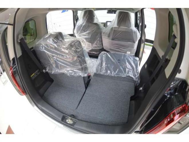 ワゴンRスマイルハイブリッド X 4WD　クリームコーデセーフティサポートスズキコネクト対応9インチ全方位ナビLEDハイブリット4WDセーフティサポート搭載アイドリングストップハイビームアシストLEDライト両側オートスライドドアパーキングセンサー 登録済未使用車 660