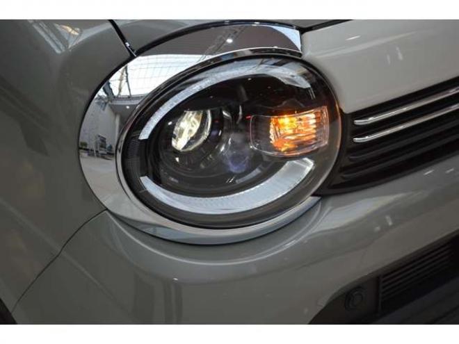 ワゴンRスマイルハイブリッド X 4WD　クリームコーデセーフティサポートスズキコネクト対応9インチ全方位ナビLEDハイブリット4WDセーフティサポート搭載アイドリングストップハイビームアシストLEDライト両側オートスライドドアパーキングセンサー 登録済未使用車 660