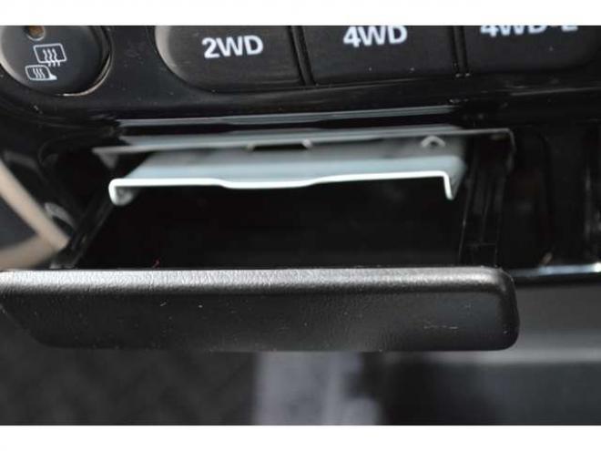 ジムニーランドベンチャー 4WD　ワンオーナー特別仕様車4WDターボCDハーフレザーシートヒーターウインカーミラーヒーター 660