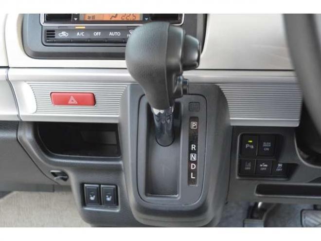 スペーシアハイブリッド X 4WD　ワンオーナー車ハイブリッド4WDターボセーフティサポート搭載アイドリングストップ横滑り防止装置ハイビームアシスト両側オートスライドCDシートヒーター 660