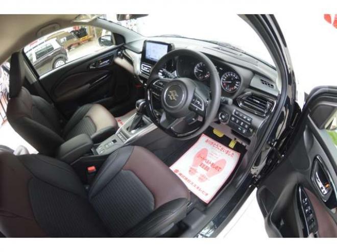 フロンクス1.5 4WD　ワンオーナー車ハイブリット4WDセーフティサポート搭載4WDスズキコネクト対応通信機装着車アダプティブクルーズコントロール全方位モニター付き9インチナビTVバックカメラハイビームアシストLEDライト 1500