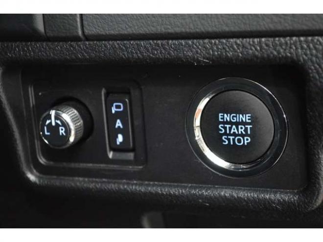 ランドクルーザープラド 2.8 TX Lパッケージ マットブラック エディション ディーゼルターボ 4WD　ワンオーナー車ディーゼルターボ4WD黒革シートビックX11インチナビTVバックカメラ後席モニタープリクラッシュセーフティ後退時ブレーキサポートサポートクルーズコントロールハイビームアシストLEDライト 2800