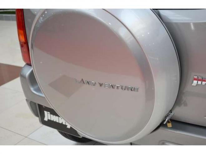 ジムニーランドベンチャー 4WD　ワンオーナー特別仕様車5速マニュアル4WDターボハーフレザーシートヒーターETCドライブレコーダー 660
