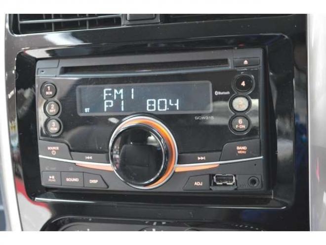 ジムニーランドベンチャー 4WD　ワンオーナー特別仕様車5速マニュアル4WDターボハーフレザーシートヒーターETCドライブレコーダー 660