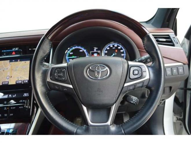 ハリアー2.5 ハイブリッド E-Four プレミアム アドバンストパッケージ 4WD　ワンオーナー車プリクラッシュセーフティ横滑り防止装置ハーフレザーシート全方位モニター付8インチナビ純正ナビTVバックカメラLEDライトETCクルーズコントロールパワーバックドア 2500