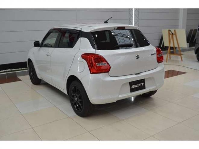 スイフト1.2 XG スズキ セーフティサポート非装着車 4WD　ワンオーナー車4WD横滑り防止装置ABSシートヒータードアミラーヒーターCDスマートキープッシュスタート社外15インチアルミ 1200