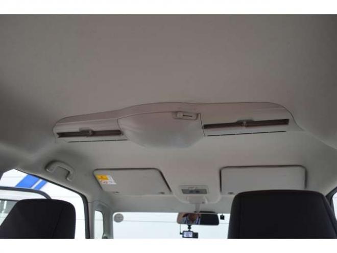 スペーシアカスタム ハイブリッド XSターボ 4WD　ワンオーナー車ハイブリッド4WDターボセーフティサポート搭載デュアルカメラブレーキサポート後退時ブレーキサポート両側オートスライドドア全方位モニター付8インチナビTVバックカメラアダプティブクルコンLED 660