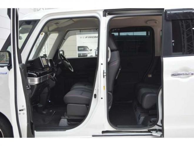 スペーシアカスタム ハイブリッド XSターボ 4WD　ワンオーナー車ハイブリッド4WDターボセーフティサポート搭載デュアルカメラブレーキサポート後退時ブレーキサポート両側オートスライドドア全方位モニター付8インチナビTVバックカメラアダプティブクルコンLED 660