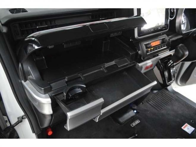 スペーシアカスタム ハイブリッド XSターボ 4WD　ワンオーナー車ハイブリッド4WDターボセーフティサポート搭載デュアルカメラブレーキサポート後退時ブレーキサポート両側オートスライドドア全方位モニター付8インチナビTVバックカメラアダプティブクルコンLED 660