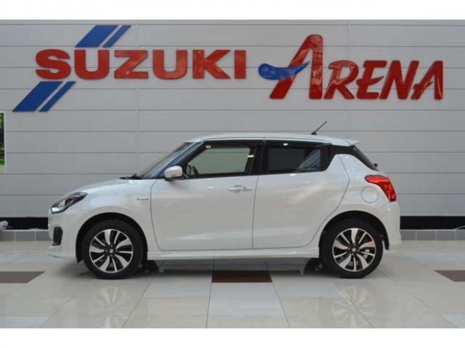 スイフト1.2 ハイブリッド RS セーフティパッケージ装着車 4WD　ワンオーナー車ハイブリット4WDセーフティサポート搭載アイドリングストップ横滑り防止装置パドルシフトアダプティブクルーズコントロールLEDライトETCシートヒーター 1200