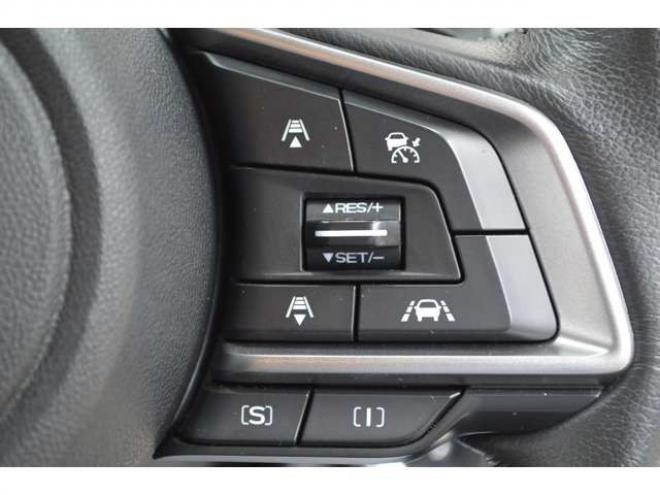 インプレッサスポーツ 2.0 i-L アイサイト 4WD　ワンオーナー車アイサイト搭載4WDアイドリングストップ後退時ブレーキサポート全方位モニター付8インチナビTVバックカメラアダプティブクルーズコントロールETC20パドルシフト 2000