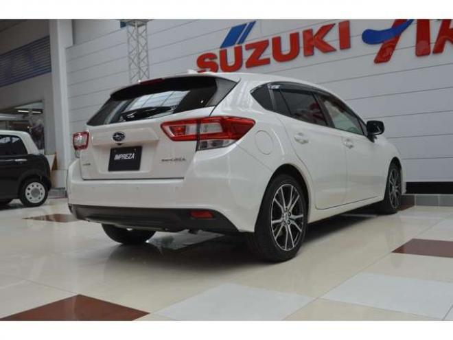 インプレッサスポーツ 2.0 i-L アイサイト 4WD　ワンオーナー車アイサイト搭載4WDアイドリングストップ後退時ブレーキサポート全方位モニター付8インチナビTVバックカメラアダプティブクルーズコントロールETC20パドルシフト 2000