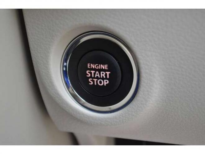 ラパンモード 4WD　4WDワンオーナー特別仕様車エネチャージアイドリングストップレーダーブレーキサポート誤発信抑制機能SDナビTVバックカメラLEDライトETCドライブレコーダー 660