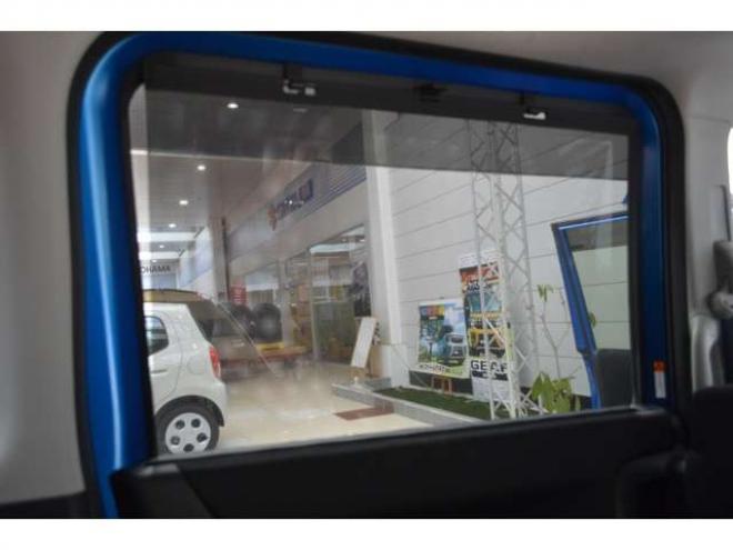 ソリオ1.2 GX4 4WD　ワンオーナー車4WDセーフティサポート搭載デュアルカメラブレーキサポート後退時ブレーキサポート両側オートスライドドア8インチナビTVドライブレコーダーETCシートヒーター 1200