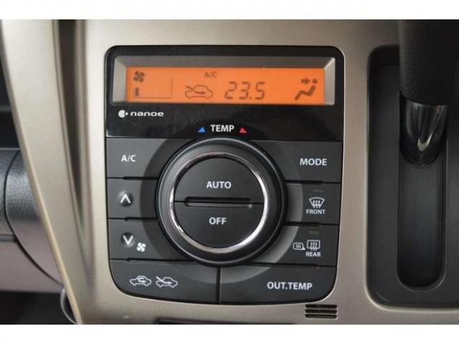 ハスラーJスタイルIII 4WD　ワンオーナー車Sエネチャージ4WDセーフティサポート搭載アイドリングストップ横滑り防止装置7インチワイドナビTVハーフレザーシートヒーターLEDライト 660