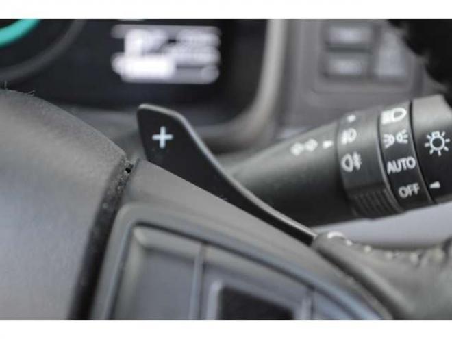 イグニス1.2 Fリミテッド 4WD　ワンオーナー特別仕様車ハイブリット4WDセーフティサポート搭載アイドリングストップ横滑り防止装置パドルシフト7インチワイドナビTVバックカメラLEDライトクルーズコントロール 1200