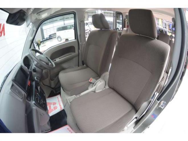 エブリィジョイン ハイルーフ 4WD　ワンオーナー車ハイルーフ4WDセーフティサポート搭載アイドリングストップCVTマチック横滑り防止装置ハイビームアシストLEDライトスライドドアクローザー 660