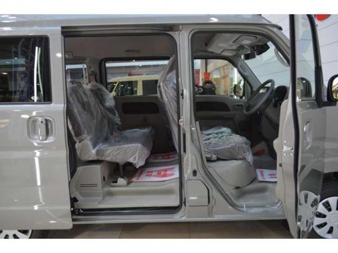 エブリィジョイン ターボ ハイルーフ 4WD　届出済未使用車4WDターボCVTセーフティサポート搭載アイドリングストップ横滑り防止装置ディスプレイオーディオハイビームアシストLEDライト 660