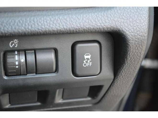 インプレッサスポーツ 1.6 i-L 4WD　5速マニュアル横滑り防止ナビTVドラレコETC 1600