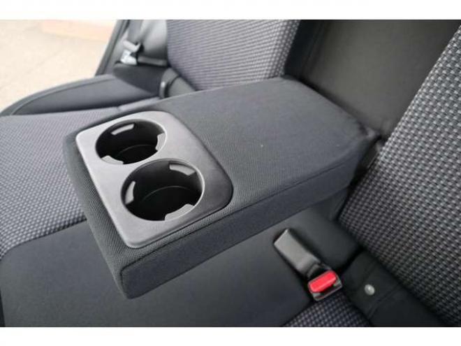 フォレスター2.0i-L アイサイト 4WD　CDオーディオ　ETC　全席シートヒーター　ステアリング連動ヘッドライト　オートライト　オートワイパー　アダプティブクルーズコントロール　パドルシフト 2000