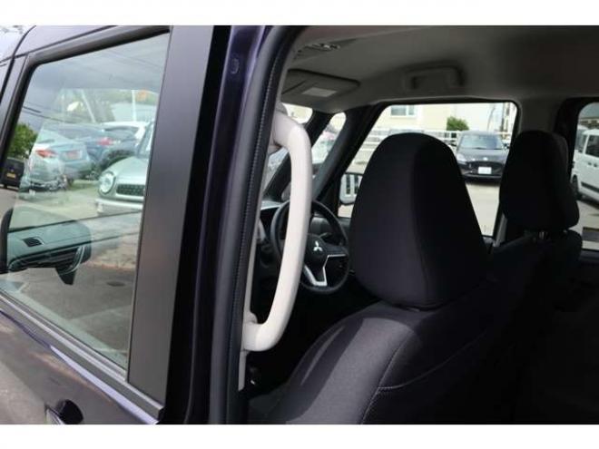 eKクロススペースM 4WD　CDプレイヤー　シートヒーター　LED 660