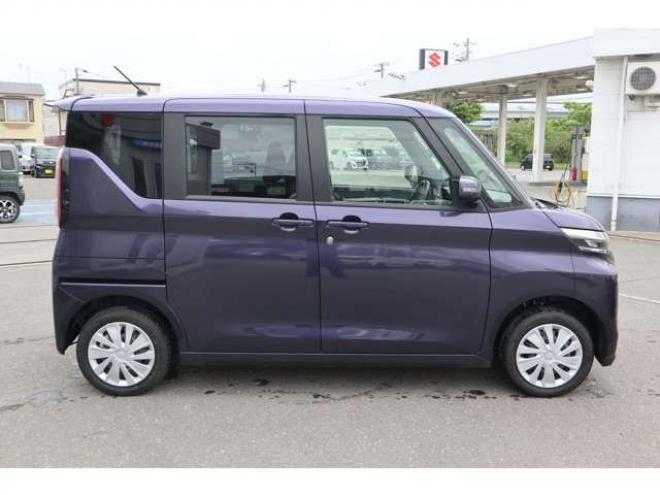 eKクロススペースM 4WD　CDプレイヤー　シートヒーター　LED 660