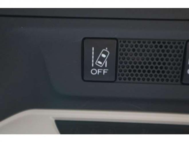 インプレッサスポーツ 1.6 i-L アイサイト 4WD　社外ナビ　バックカメラ　ETC　パドルシフト　電動パーキングブレーキ　アイサイト　アダプティブクルーズコントロール 1600