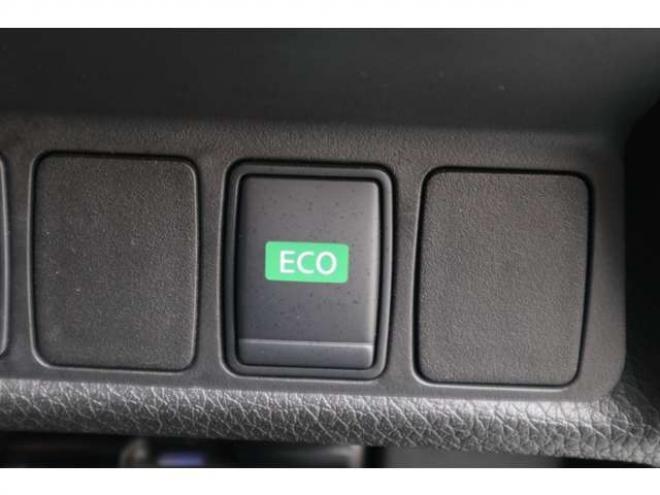 エクストレイル2.0 20X エマージェンシーブレーキパッケージ 2列車 4WD　社外ナビ　バックカメラ　前側ドラレコ 2000