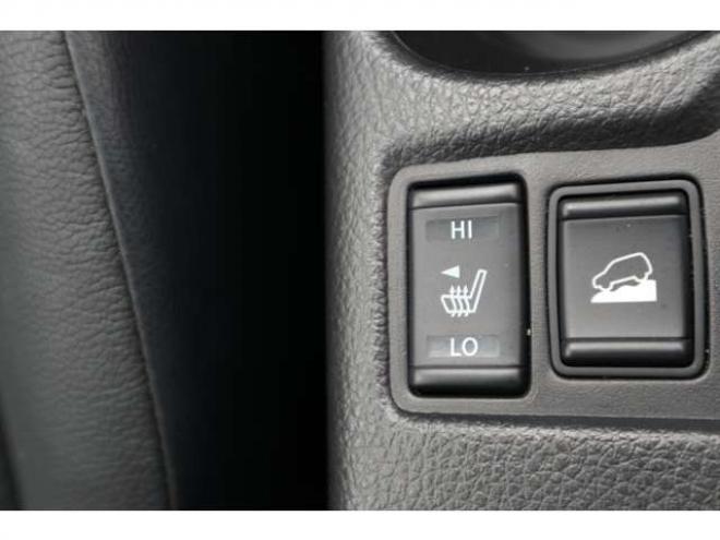 エクストレイル2.0 20X エマージェンシーブレーキパッケージ 2列車 4WD　社外ナビ　バックカメラ　前側ドラレコ 2000