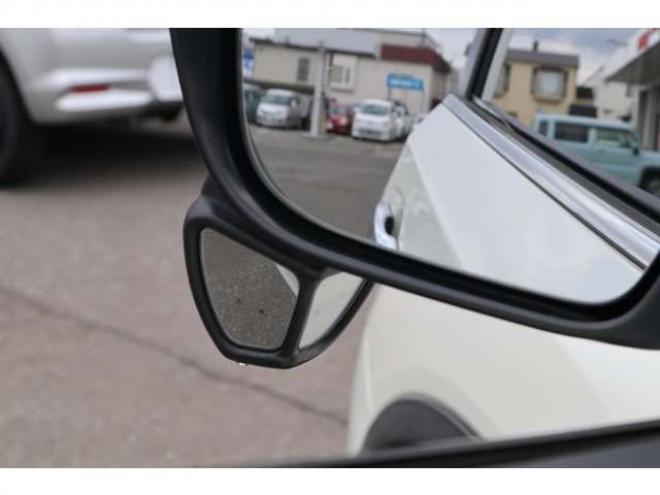 エクストレイル2.0 20X エマージェンシーブレーキパッケージ 2列車 4WD　社外ナビ　バックカメラ　前側ドラレコ 2000