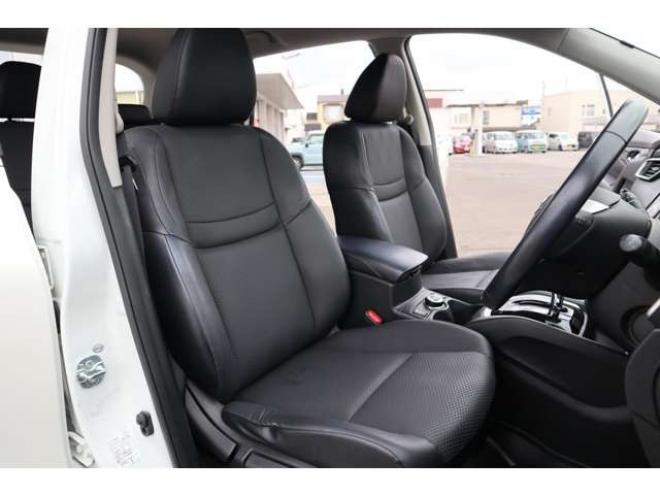 エクストレイル2.0 20X エマージェンシーブレーキパッケージ 2列車 4WD　社外ナビ　バックカメラ　前側ドラレコ 2000