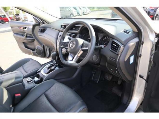 エクストレイル2.0 20S ハイブリッド 4WD　純正フルセグナビ　全方位モニター　ETC インテリジェントルームミラー　ヒルディセントコントロール 2000