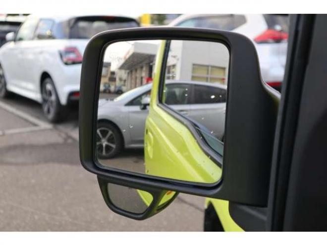 ジムニーXC 4WD　LEDヘッドライト　ヘッドライトウォッシャー　オートライト　デュアルセンサーブレーキサポート　シートヒーター 660