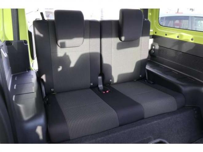 ジムニーXC 4WD　LEDヘッドライト　ヘッドライトウォッシャー　オートライト　デュアルセンサーブレーキサポート　シートヒーター 660