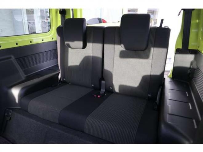 ジムニーXC 4WD　LEDヘッドライト　ヘッドライトウォッシャー　オートライト　デュアルセンサーブレーキサポート　シートヒーター 660