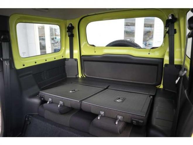 ジムニーXC 4WD　LEDヘッドライト　ヘッドライトウォッシャー　オートライト　デュアルセンサーブレーキサポート　シートヒーター 660