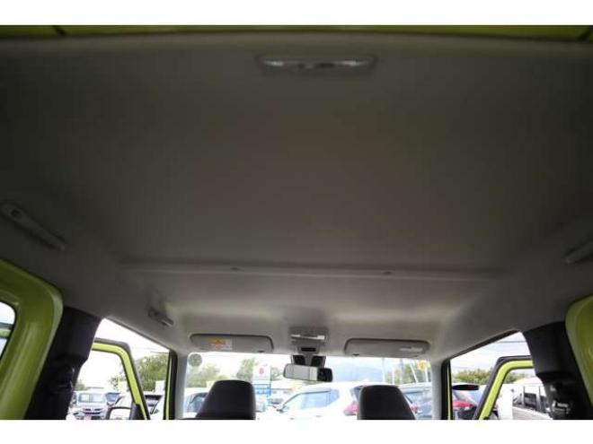 ジムニーXC 4WD　LEDヘッドライト　ヘッドライトウォッシャー　オートライト　デュアルセンサーブレーキサポート　シートヒーター 660