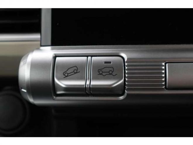 クロスビー1.0 ハイブリッド MX スズキ セーフティ サポートパッケージ装着車 4WD　CDプレイヤー　シートヒーター　アイドリングストップ　パーキングセンサー　デュアルセンサーブレーキサポート　ヒルディセントコントロール 1000