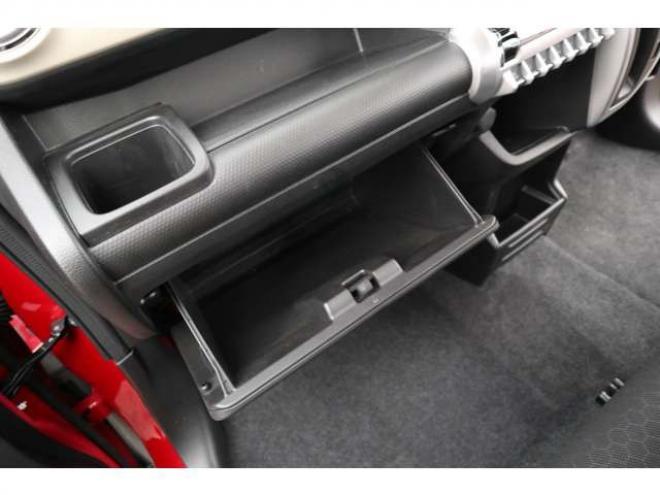 クロスビー1.0 ハイブリッド MX スズキ セーフティ サポートパッケージ装着車 4WD　CDプレイヤー　シートヒーター　アイドリングストップ　パーキングセンサー　デュアルセンサーブレーキサポート　ヒルディセントコントロール 1000