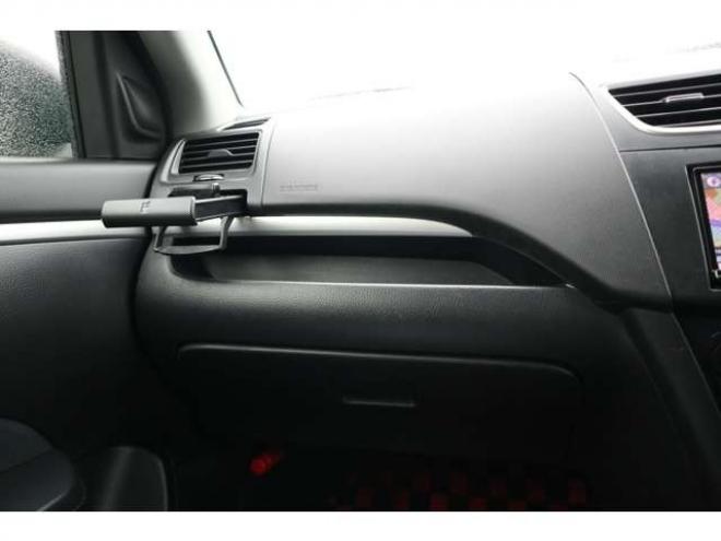 スイフト1.2 RS-DJE 4WD　社外フルセグナビ　社外前後ドラレコ　ETC　社外エンジンスターター　シートヒータ　HIDヘッドライト　パドルシフト　クルーズコントロール 1200