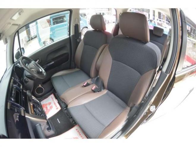 ハスラーJスタイルIIIターボ 4WD　1オーナー　特別仕様　4WD　ターボ　衝突軽減ブレーキ　CDプレイヤー　クルーズコントロール　LEDヘッドライト　オートエアコン　シートヒーター 660