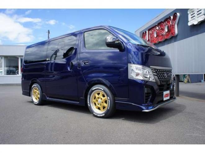 キャラバン2.4 AUTECH エクステリア セレクション ロングボディ ディーゼルターボ 4WD　エクステリアセレクション4WD　Bodyline新作17インチAW&薄型オーバーフェンダー&ベッドキットTYPE2　ヨコハマPARADA215/60R17 登録済未使用車 2400