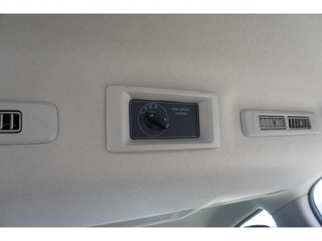 キャラバン2.4 AUTECH エクステリア セレクション ロングボディ ディーゼルターボ 4WD　エクステリアセレクション4WD　Bodyline新作17インチAW&薄型オーバーフェンダー&ベッドキットTYPE2　ヨコハマPARADA215/60R17 登録済未使用車 2400