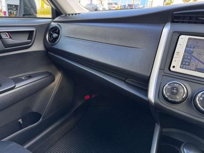 カローラフィールダー1.5 X  ビジネスパッケージ 4WD　キーレス・メモリーナビ・Bluetooth・横滑り防止・ワイパーデザイアー・ETC 1500