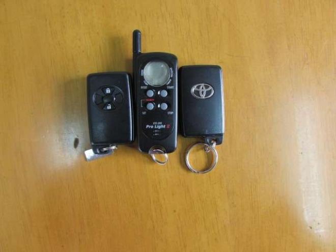 ヴァンガード2.4 240S 4WD　純正ナビ/フルセグTV/バックカメラ/フロントカメラ/サイドカメラ/ETC/ドライブレコーダー/LEDヘッドライト・フォグ/エンジンスターター 2400