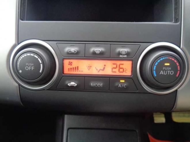 ティーダ1.5 15M FOUR SV＋プラズマ 4WD　ワンオーナー　夏冬タイヤ　走行31600km 1500