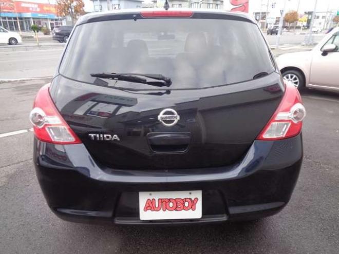 ティーダ1.5 15M FOUR SV＋プラズマ 4WD　ワンオーナー　夏冬タイヤ　走行31600km 1500