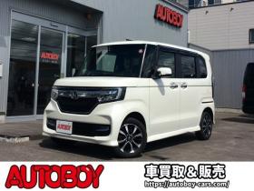 N-BOX　カスタム 660 G EX ホンダセンシング 4WD　パワスラ　シートヒーター　スマートキー　プッシュスタート　クルーズコントロール　ホンダ純正ナビ　バックカメラ　電動格納ミラー　横滑り防止装置　車線逸脱防止　衝突被害軽減システム　オートライト　ETC 660