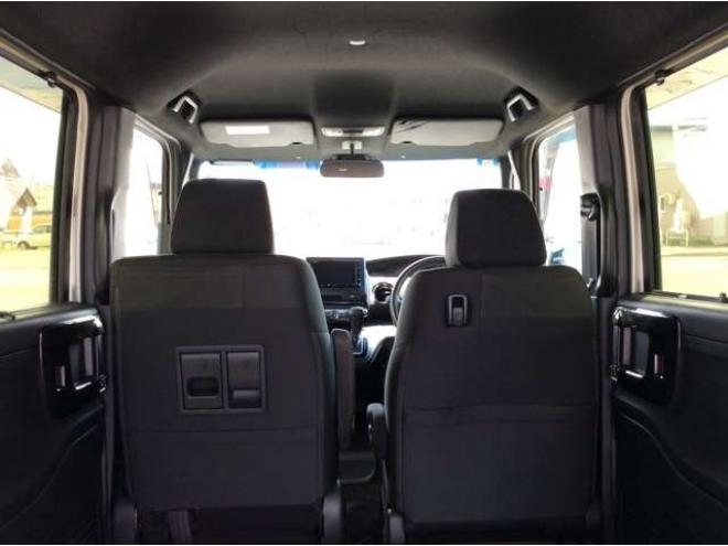 N-BOXカスタム 660 G EX ホンダセンシング 4WD　パワスラ　シートヒーター　スマートキー　プッシュスタート　クルーズコントロール　ホンダ純正ナビ　バックカメラ　電動格納ミラー　横滑り防止装置　車線逸脱防止　衝突被害軽減システム　オートライト　ETC 660